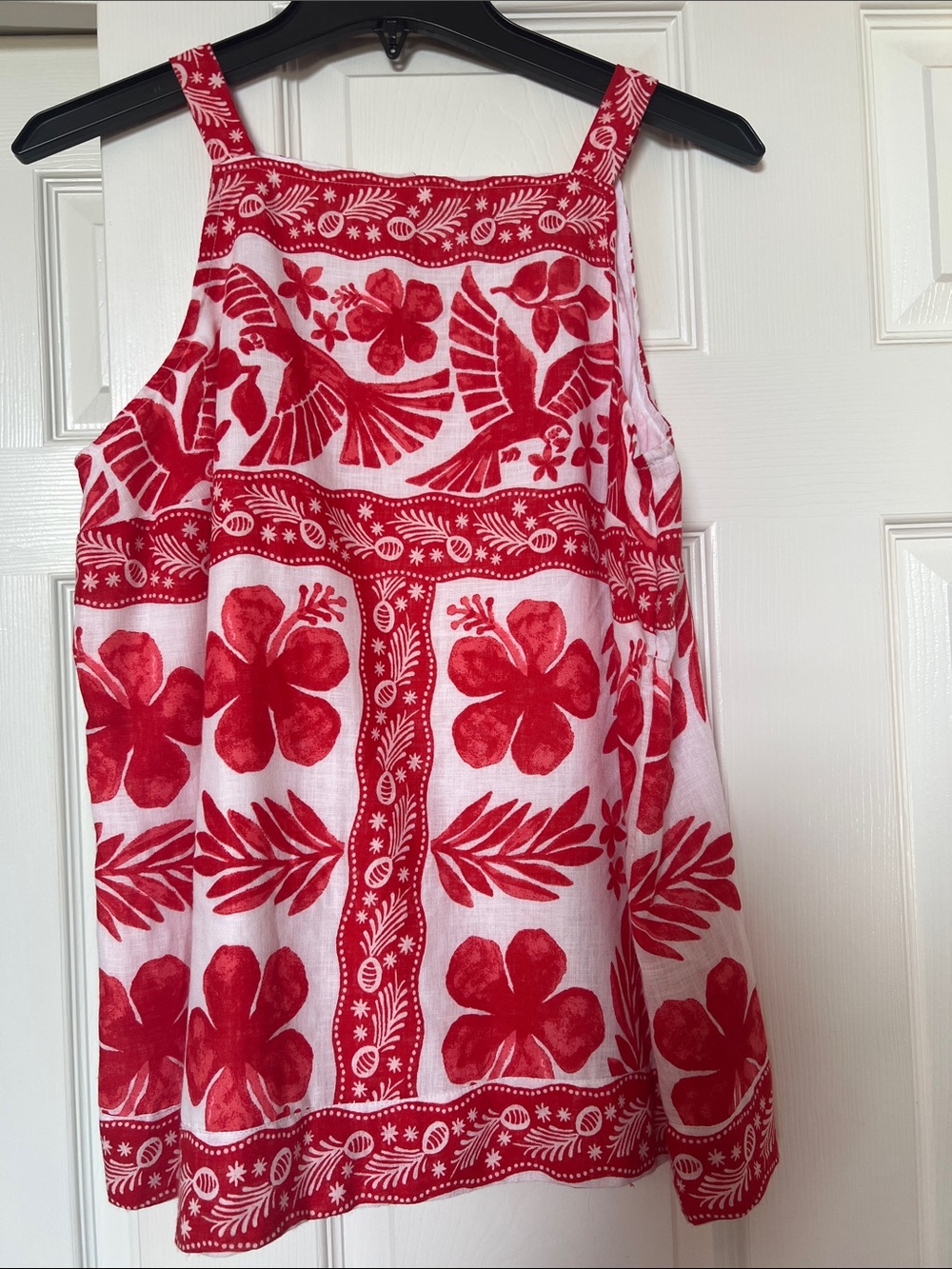 crown & ivy Red Floral & Bird Print Square Neck Tank